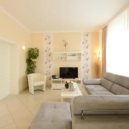 Ferienhaus für 8 Personen mit Kamin&Terrasse Ostseebad Boltenhagen Exterior foto