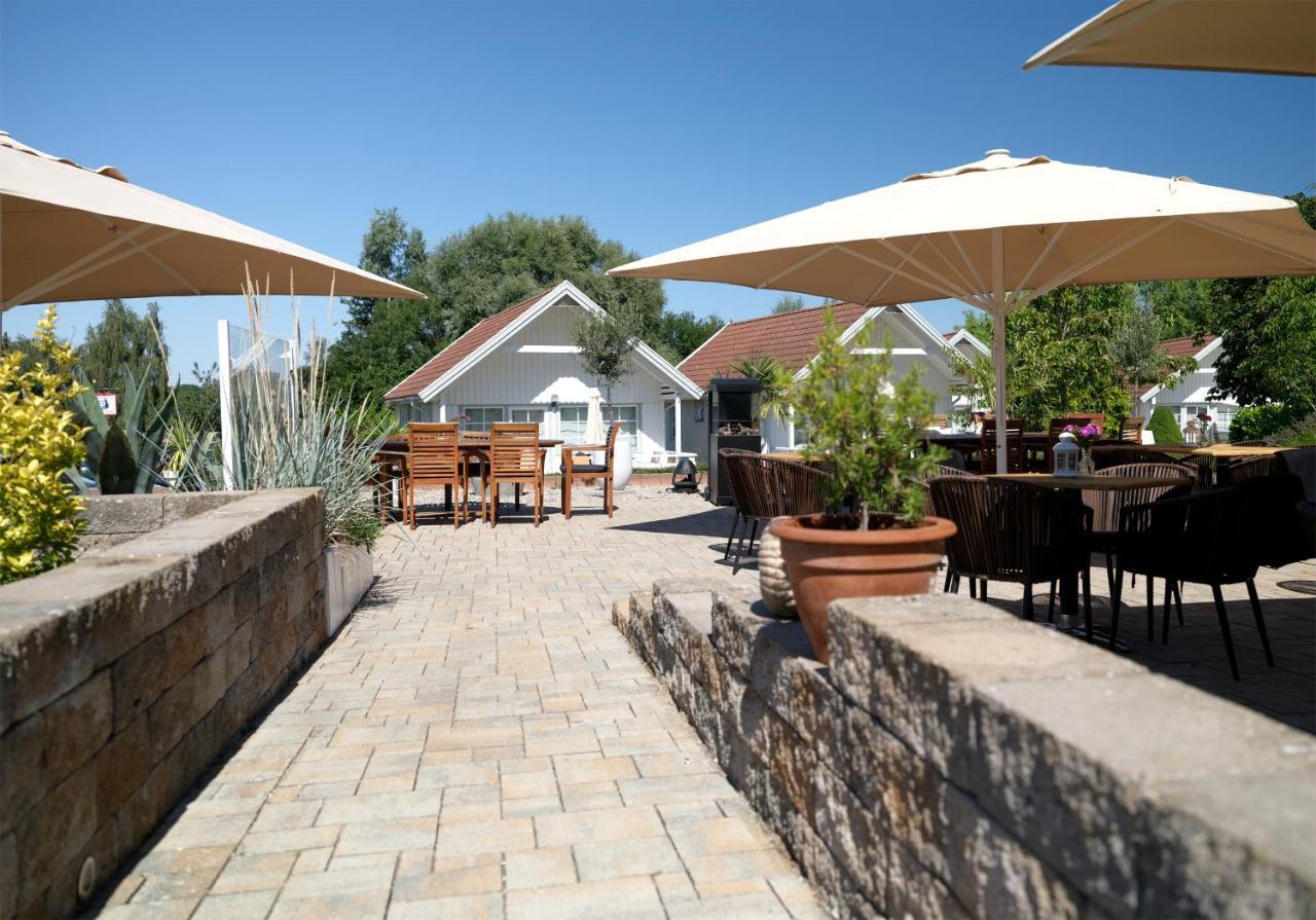 Für 8 Personen Mit Kamin&terrasse